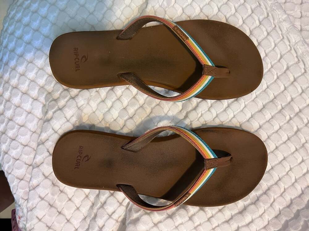 Rip Curl Freedom Thongs Sandals Brown Multicolor Stripe